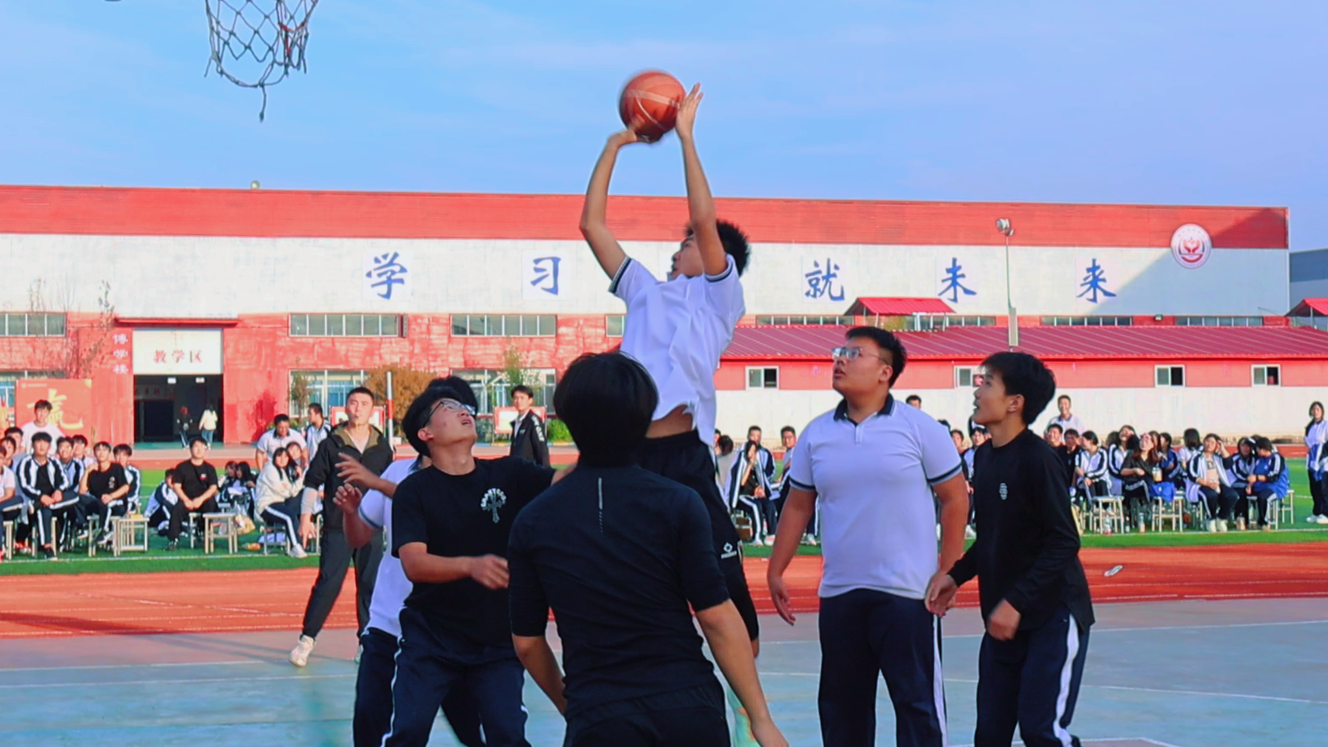 燃动金秋，逐梦赛场&mdash;衡水清北职业高级中学秋季运动会圆满落幕